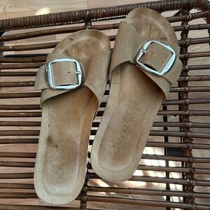 Yokono sandals